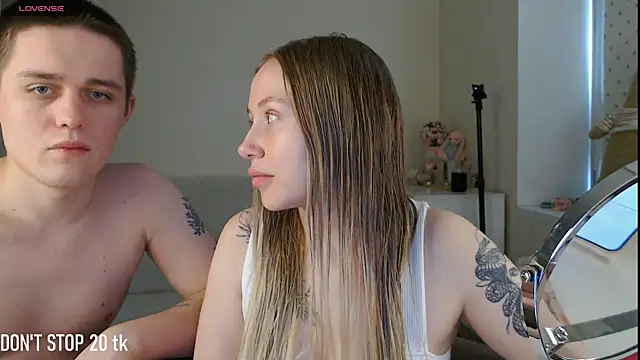 MikeXEmilia online show from 9, 5, 2026
