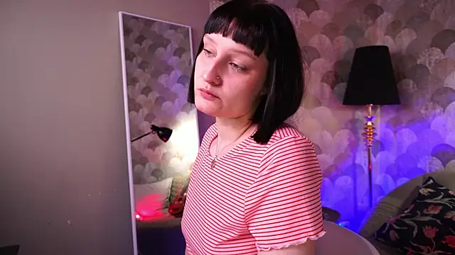 Velvet Lily online show from 24, 3, 2026