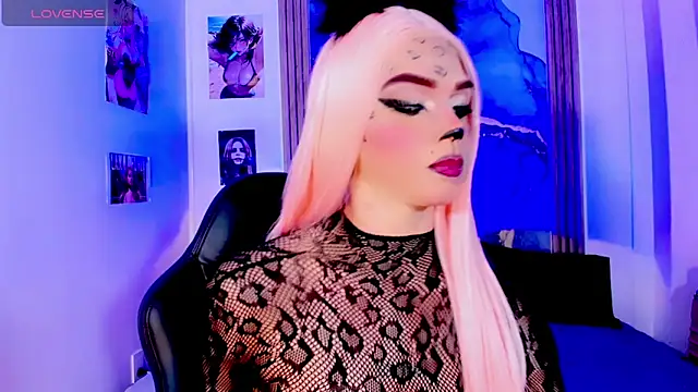 blonde queen- online show from 19, 6, 2026