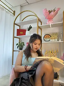 Xiaoxiao-y online show from 29, 4, 2026