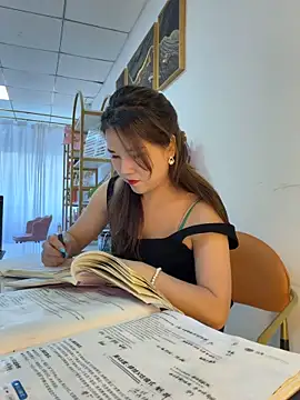 Snapshot of Xiaoxiao-y chatting on 7, 5, 2026 Xiaoxiao-y online show from 7, 5, 2026