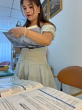 Xiaoxiao-y online show from 21, 6, 2026