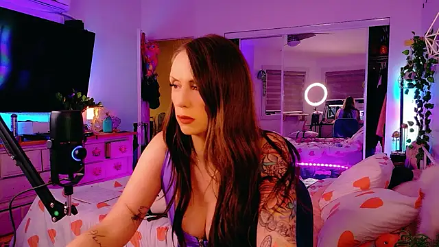 bellethegirl online show from 18, 4, 2026