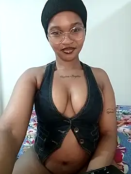 Hotsexyberry222 online show from 25, 3, 2026