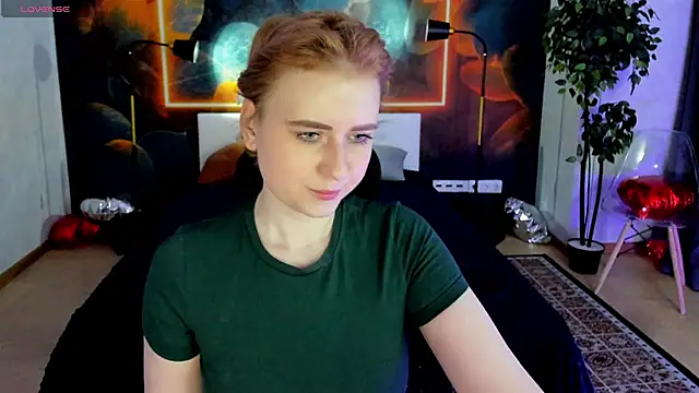 Snapshot of Shiny_Liss chatting on 19, 5, 2026 Shiny Liss online show from 19, 5, 2026