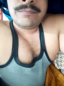 Snapshot of Decentlover67 chatting on 14, 4, 2026 Decentlover67 online show from 14, 4, 2026