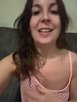 petitehotwife4u online show from 30, 3, 2026