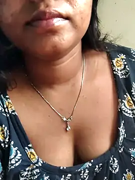Snapshot of hotmiki chatting on 16, 7, 2026 hotmiki online show from 16, 7, 2026