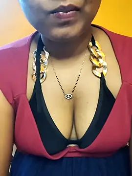 Snapshot of hotmiki chatting on 2, 4, 2026 hotmiki online show from 2, 4, 2026