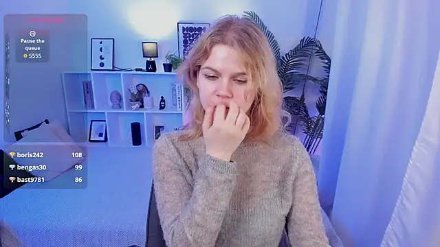 Snapshot of ElizabethVane chatting on 14, 5, 2026 ElizabethVane online show from 14, 5, 2026