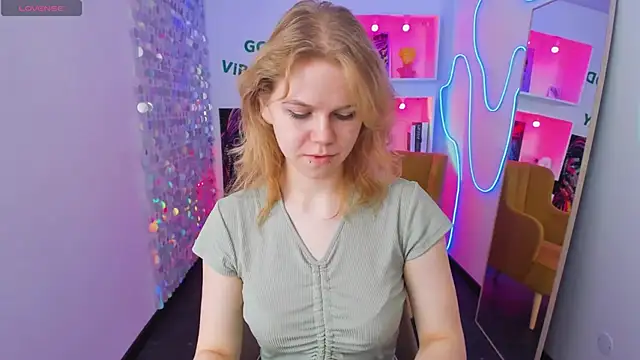ElizabethVane online show from 29, 4, 2026