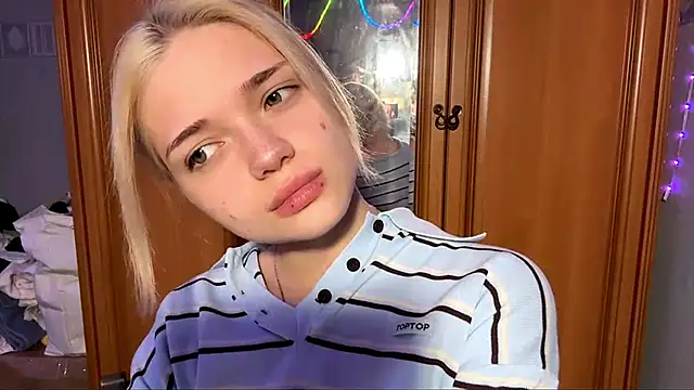 StacyChocopay online show from 27, 6, 2026