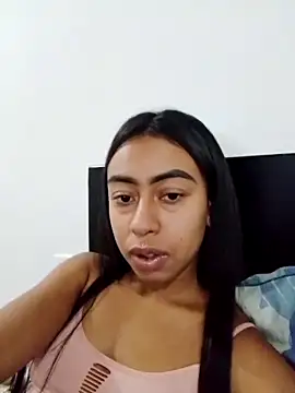 SkinnyLindah online show from 18, 3, 2026