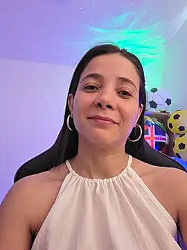 miaeyex online show from 10, 7, 2026