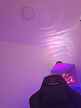 miaeyex online show from 23, 5, 2026