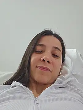 miaeyex online show from 18, 6, 2026