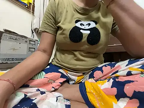 Noor Sexy02 online show from 6, 7, 2026