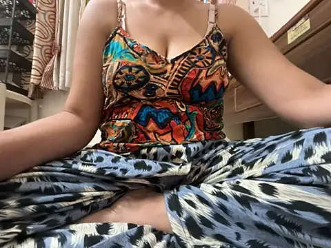 Noor Sexy02 online show from 8, 6, 2026
