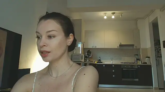 Snapshot of IreneBlue_ chatting on 2, 4, 2026 IreneBlue online show from 2, 4, 2026