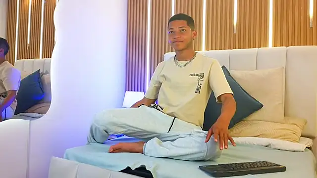 Kelvin Josue online show from 26, 7, 2026