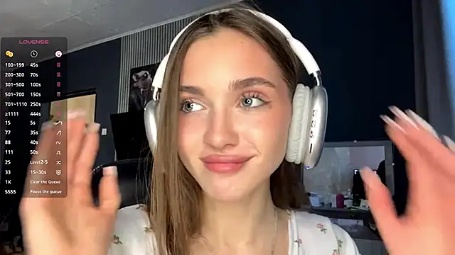 Veluxe online show from 23, 3, 2026