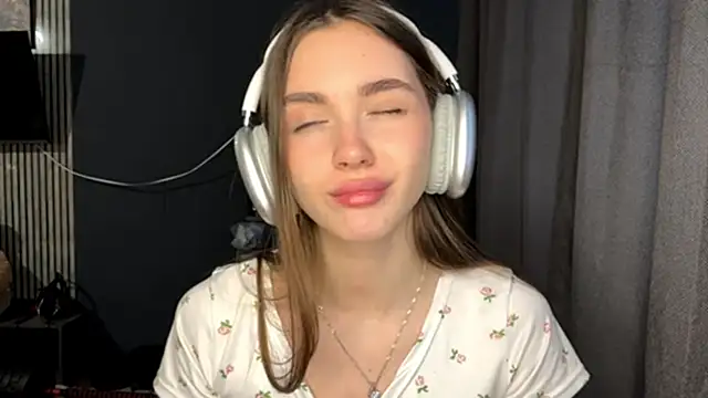 Veluxe online show from 7, 4, 2026