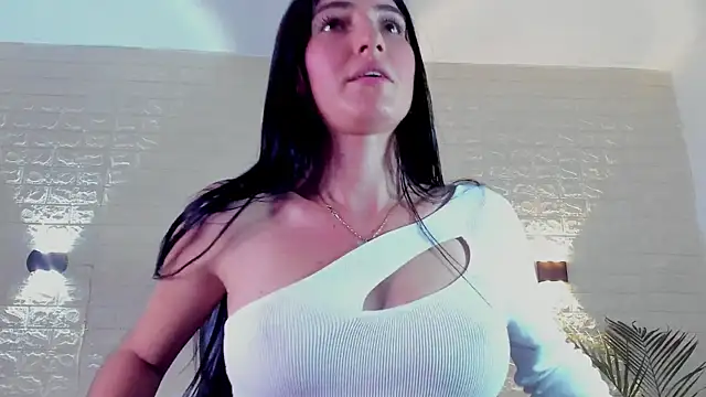 Valeria noir online show from 21, 3, 2026