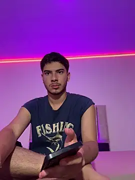 Snapshot of ApoloGray__ chatting on 10, 4, 2026 ApoloGray online show from 10, 4, 2026