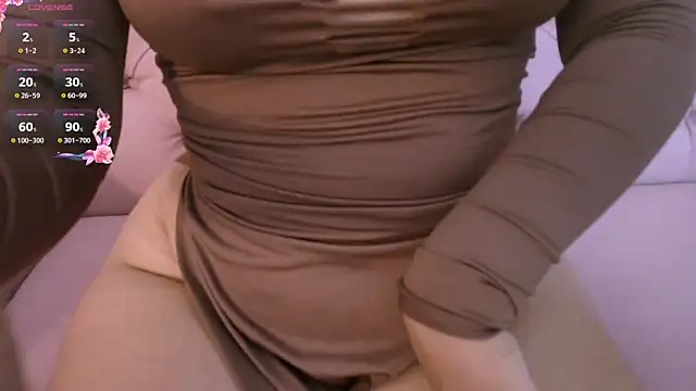 Aminaa Kaarim online show from 15, 4, 2026