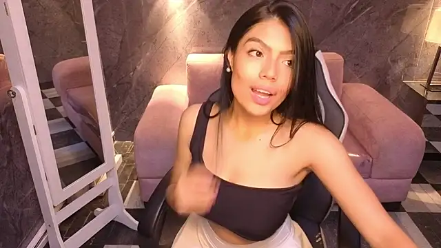 Snapshot of _Charlottee_b chatting on 29, 5, 2026 Charlottee b online show from 29, 5, 2026
