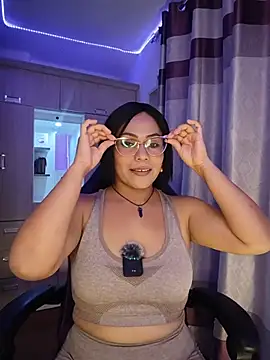Snapshot of PiscisGirl chatting on 27, 6, 2026 PiscisGirl online show from 27, 6, 2026