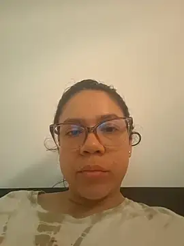 Aila Phone online show from 18, 4, 2026