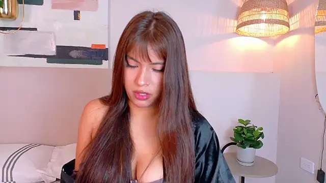Snapshot of HelenaFoumier chatting on 25, 5, 2026 HelenaFoumier online show from 25, 5, 2026