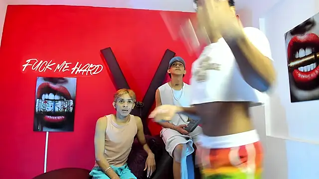 Snapshot of AVENGER_GUYS1 chatting on 16, 3, 2026 AVENGER GUYS1 online show from 16, 3, 2026