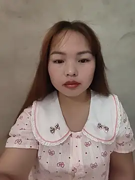 Snapshot of Mina_xYx chatting on 27, 5, 2026 Mina xYx online show from 27, 5, 2026