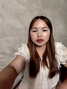 Mina xYx online show from 12, 4, 2026