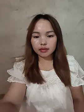 Snapshot of Mina_xYx chatting on 7, 6, 2026 Mina xYx online show from 7, 6, 2026