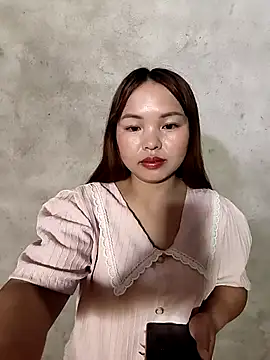 Mina xYx online show from 8, 4, 2026