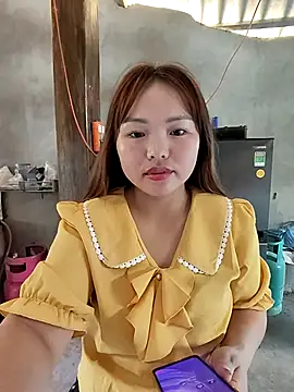 Mina xYx online show from 6, 4, 2026
