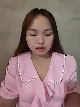 Snapshot of Mina_xYx chatting on 18, 5, 2026 Mina xYx online show from 18, 5, 2026