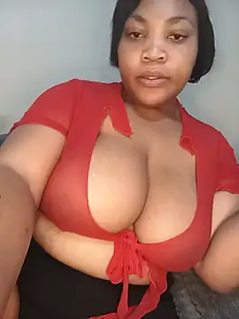 Snapshot of BeverlyQueen15 chatting on 3, 6, 2026 BeverlyQueen15 online show from 3, 6, 2026