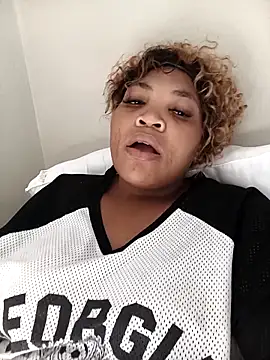 BeverlyQueen15 online show from 31, 3, 2026