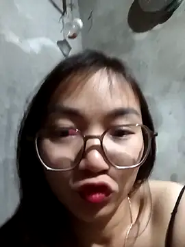 Snapshot of emmasexy2k chatting on 28, 3, 2026 emmasexy2k online show from 28, 3, 2026