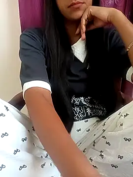 Snapshot of aushi_rajput chatting on 9, 4, 2026 aushi rajput online show from 9, 4, 2026