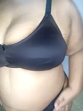 Snapshot of whitechubby07 chatting on 22, 3, 2026 whitechubby07 online show from 22, 3, 2026