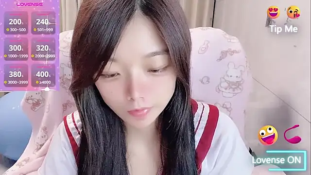 Snapshot of Puting_q chatting on 13, 5, 2026 Puting q online show from 13, 5, 2026