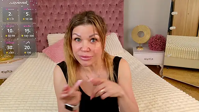 Snapshot of Eloises chatting on 18, 5, 2026 Eloises online show from 18, 5, 2026