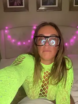 Spicy-Mama69 online show from 2, 4, 2026