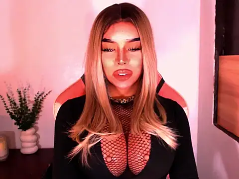 Snapshot of Zandralopez chatting on 22, 5, 2026 Zandralopez online show from 22, 5, 2026