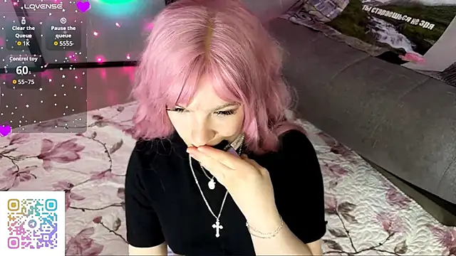 Snapshot of NerissaDeloria chatting on 5, 5, 2026 NerissaDeloria online show from 5, 5, 2026